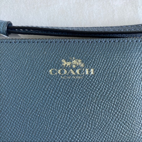 COACH Metallic Glitter Wristlet - Picture 5 of 9